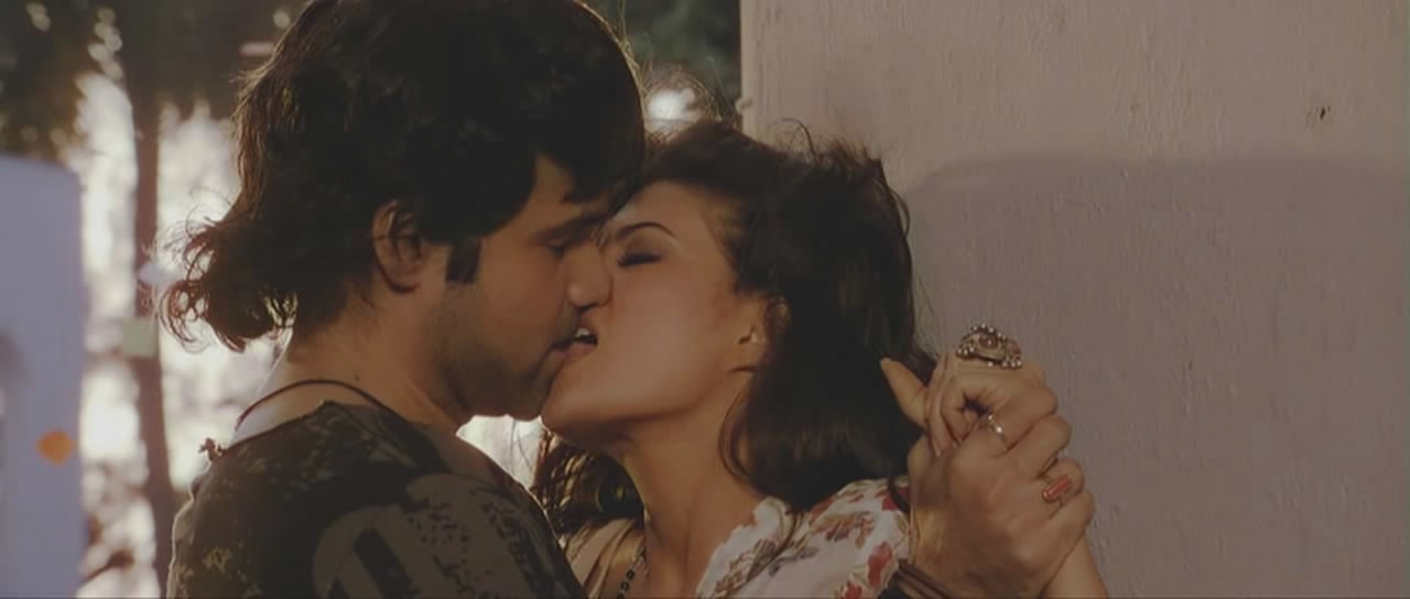 JaF Love Making Scene In Murder2